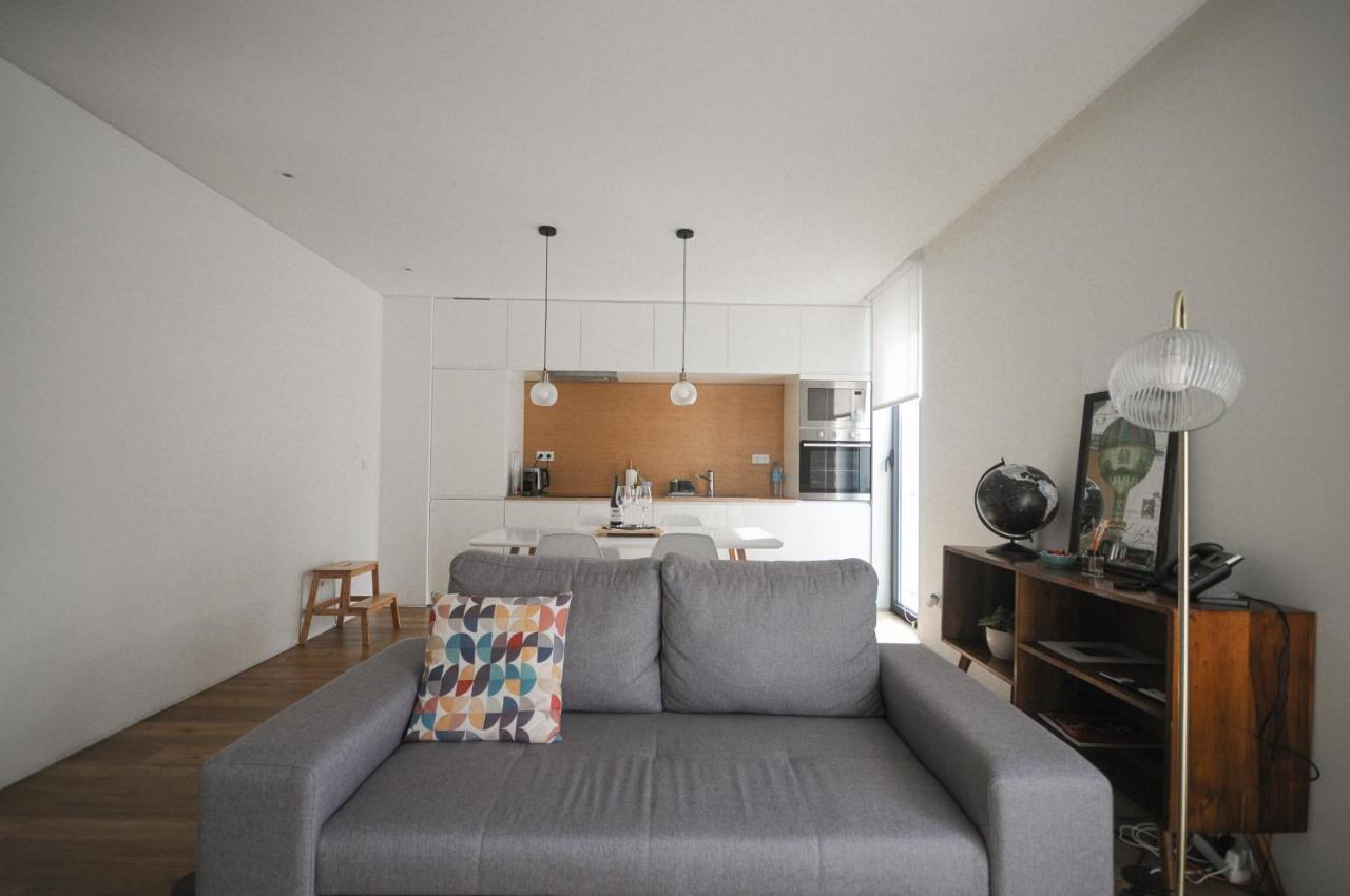 Aljube Residences II - Apartamento Novo Centro Pdl 蓬塔德尔加达 外观 照片